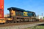 CSX 818 on I-158